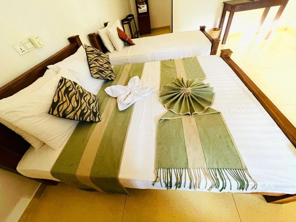 Kingfisher Resort Sigiriya Esterno foto