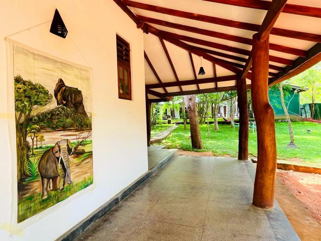Kingfisher Resort Sigiriya Esterno foto